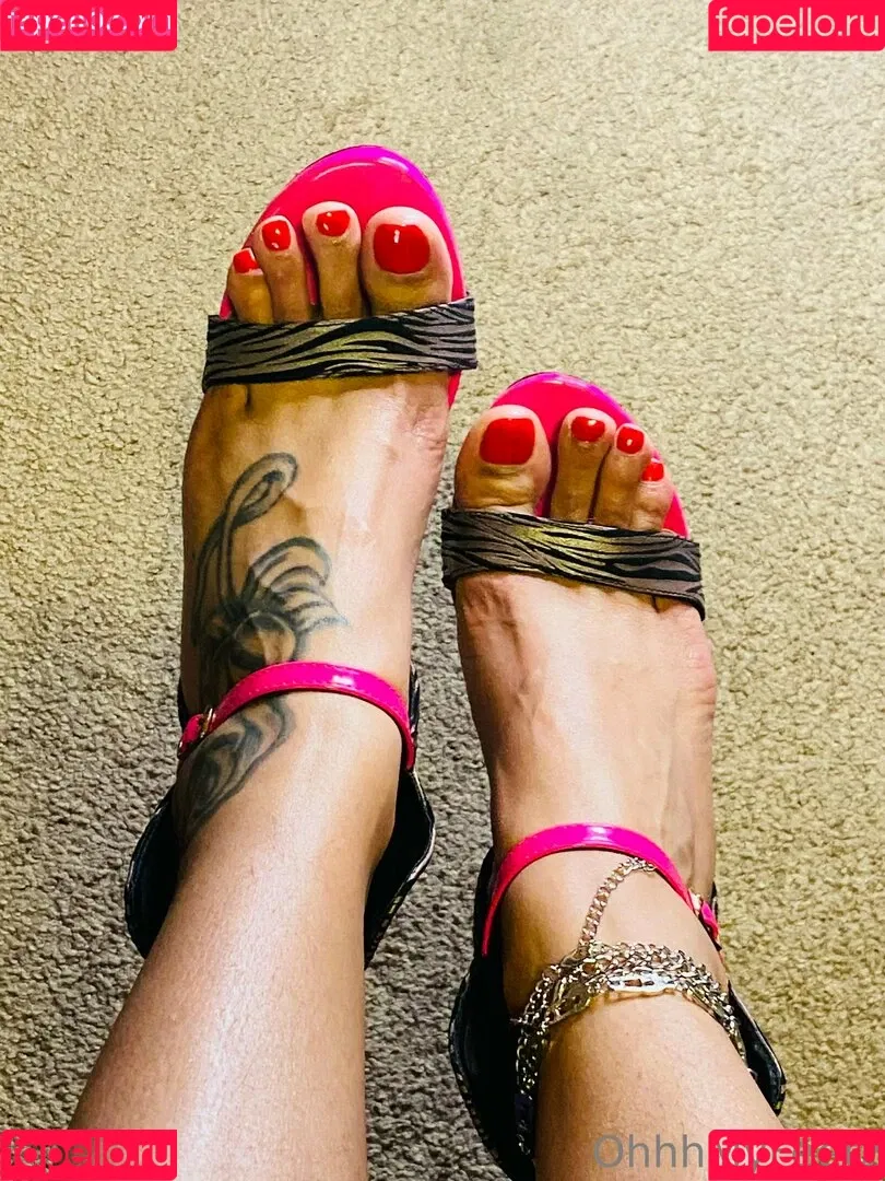 ohhhmyfeetz Onlyfans Photo Gallery 
