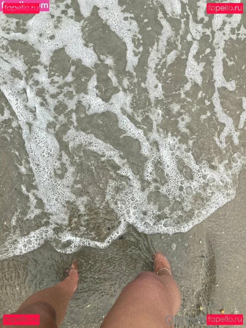 ohhhmyfeetz Onlyfans Photo Gallery 