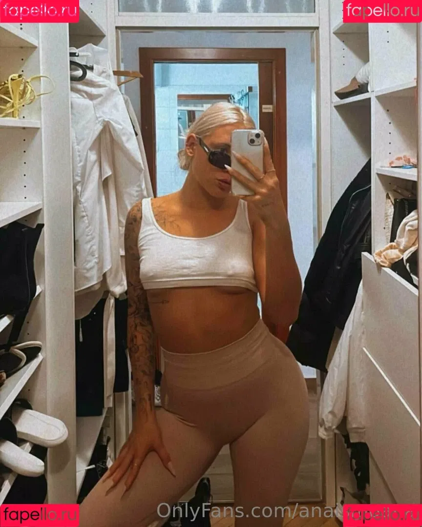 sianaanaom Onlyfans Photo Gallery 