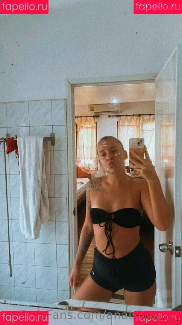 sianaanaom Onlyfans Photo Gallery 