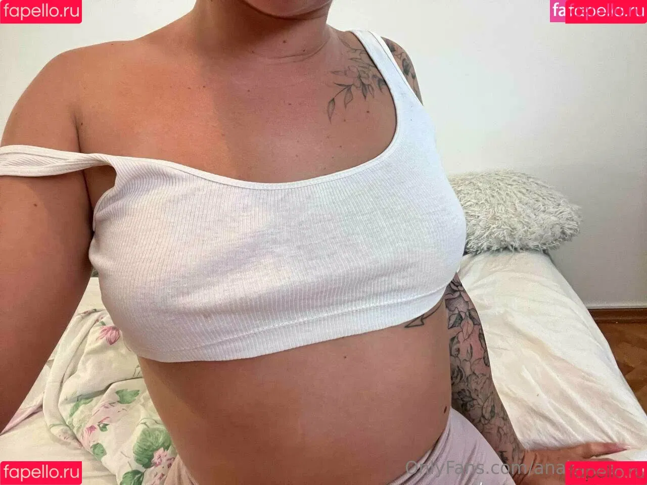 sianaanaom Onlyfans Photo Gallery 